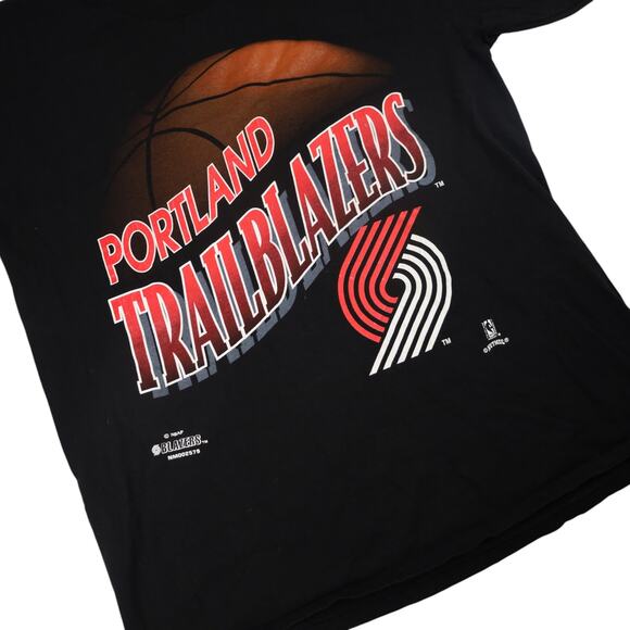 Vintage Nutmeg Portland Trailblazers Graphic T Shirt - Picture 3 of 7